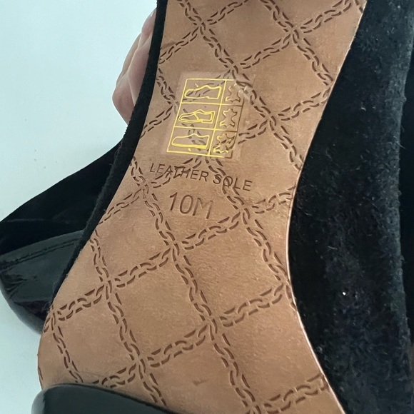 L.A.M.B. Size 10 Slouchy Suede Ankle Booties in Black - Picture 6 of 7